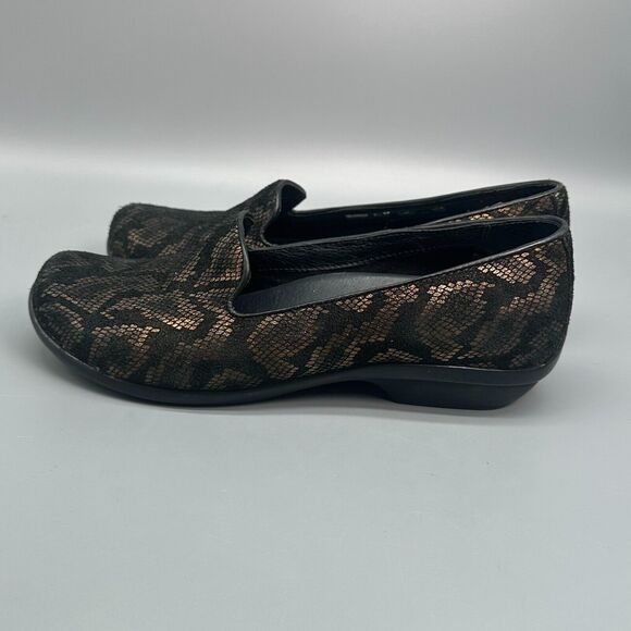 Dansko Olivia Women's 6.5 Bronze Snake Leather Comfort Clogs Slip-On Round Toe - Picture 4 of 10